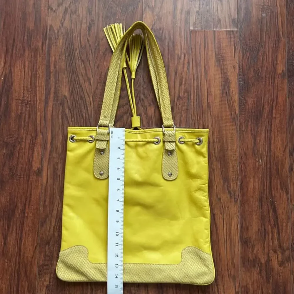 Maurizio Taiuti Italian Leather Tote Bag Yellow Snakeskin Embossed Tassel Womens